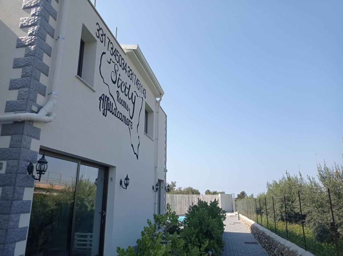Sicily Rooms Appartamenti Carini Eksteriør billede