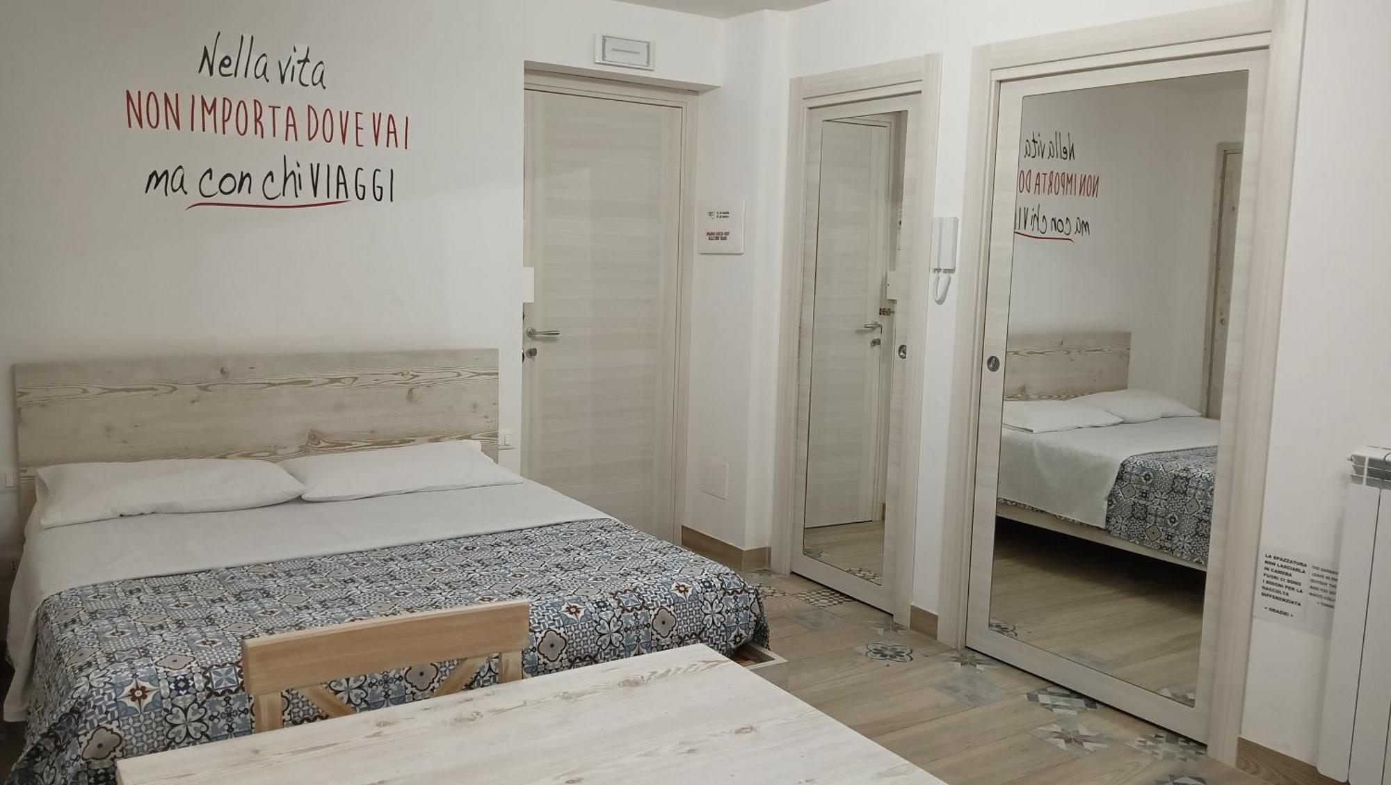 Sicily Rooms Appartamenti Carini Eksteriør billede